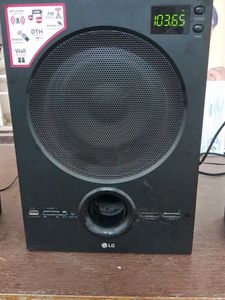 LG Subwoofer