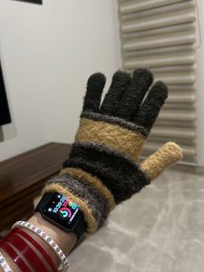 Woollen Gloves