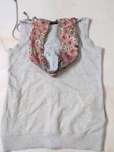 Sleeveless Floral Hoodie