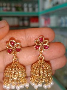 Beautiful Gold Tone Jhumka Earrings