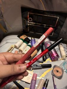 assorted make up items❤️