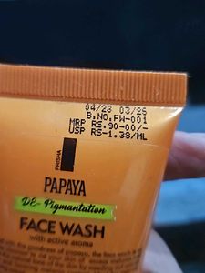 Biofresh Pure Herbal Papaya Facewash