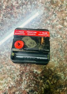 Wall Clock Machine With Niddle