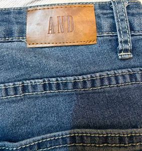 Skinny fit high rise blue jeans