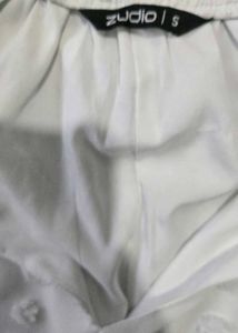 Chic White Textured Puff Sleeve Top