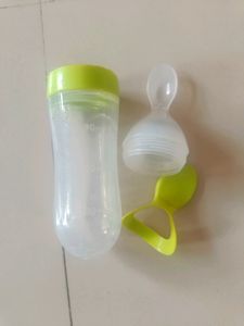 Baby Squeezy Feeding Silicon Bottle &amp; 2 Sipper