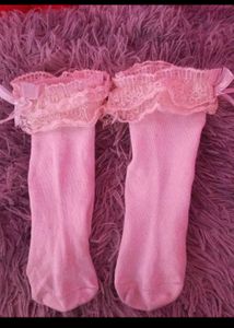 white Ruffle Socks