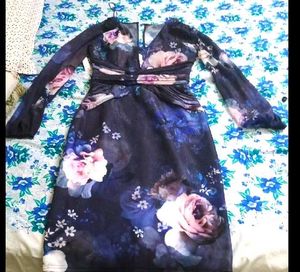 Elegant Floral Print V-Neck Dress