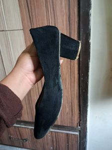 Black Suede Ballet Flats