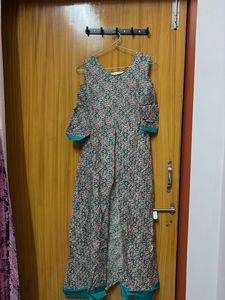 Green Printed Cold Shoulder Kurta