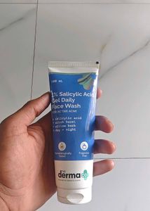 The Derma Co. 1% Salicylic Acid Face Wash