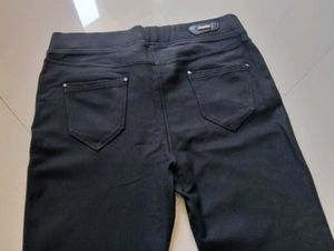 strachable Pant
