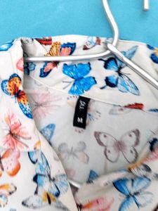 Butterfly Print Top + 1 🦋