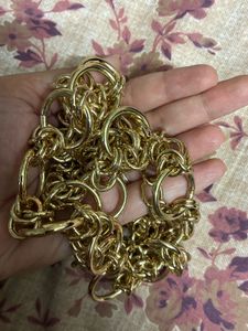 Chunky Gold Chain Belt
