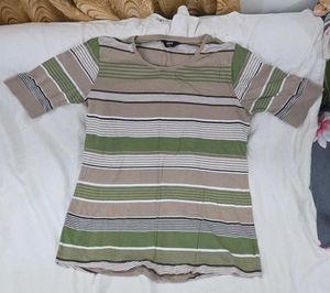 Classic Striped Casual T-Shirt Max L size