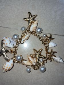 Seashell Charm bracelet