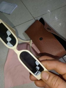 Chunky Retro Sunglasses with Case