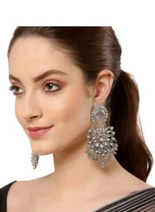 Oxidized Silver Treding Earings....