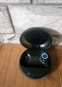 JBL Wireless Earbuds with Charging Case