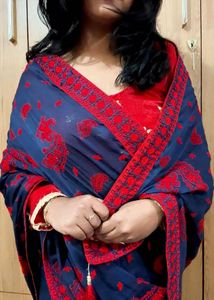 Elegant Navy &amp; Red Embroidered saree