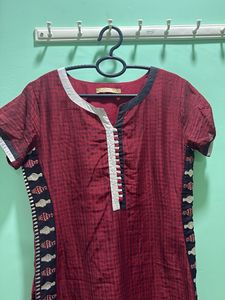 Maroon Ethnic Kurta with Side Border