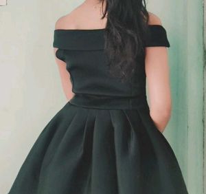 Chic Off-Shoulder Bow Detail Dress