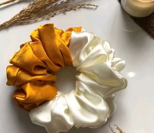 10 New Trending Scrunchies