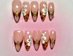 Designer Press On Nail Set
