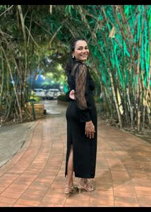 Elegant Black Sheer Sleeve Maxi Dress