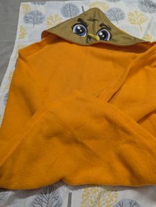 Cute Character Hooded Blanket and knee guard