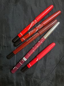 Set Of 5 Lip Liners