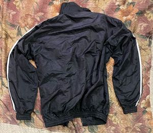 Nike black jacket (chain issue)