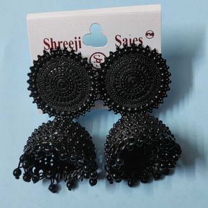 Black Dangle Earrings