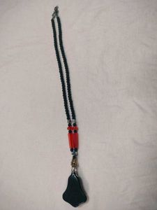 Unique Floral Pendant Necklace