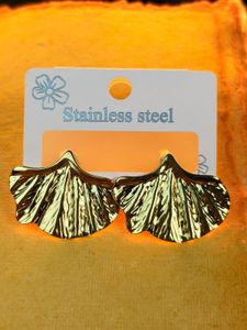 Anti-Tarnish Charming Bow &amp; Heart Earrings Set