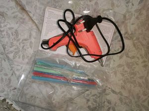 Crown Hot Glue Gun 20 Watts