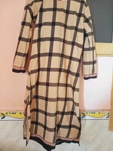 Elegant Beige Check Kurta Set with Dupatta