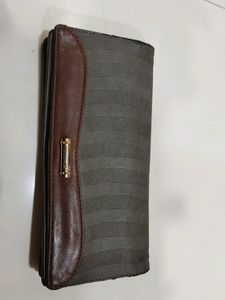 Moochies wallet