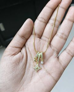 Sparkling Star Pendant Necklace