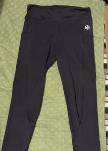 Black Athletic Leggings with Pockets