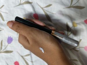 Shimmery Silver Eyeliner