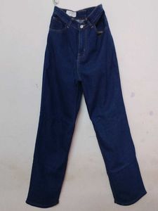 Classic Dark Wash High-Waisted Jeans