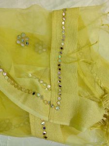 Butter Yellow Mirror-Work tissue Dupatta 💛