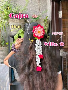 Crochet Lotus Gajra Clip