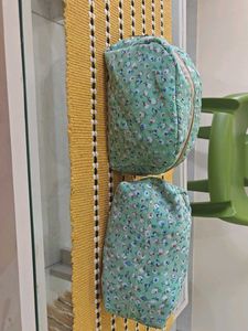 Set of 2 Floral Print Pouches