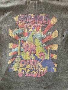 Pink Floyd "Animals 1977" Graphic Tee