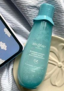 Dot &amp; Key Blueberry Hydrate Milky Toner