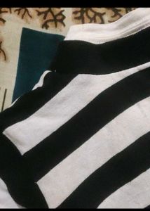 Zebra stripe crop top