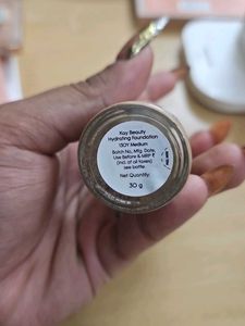 kay beauty hydrating foundation in shade 130y