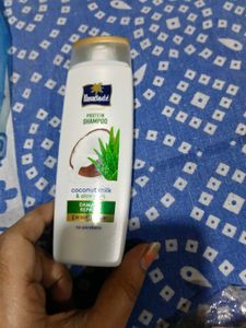 buy top trousers and get new shampoo free